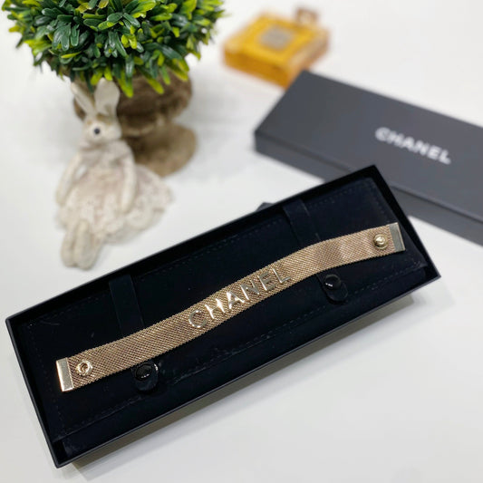 No.4012-Chanel Gold Metal Coco Mark Bracelet