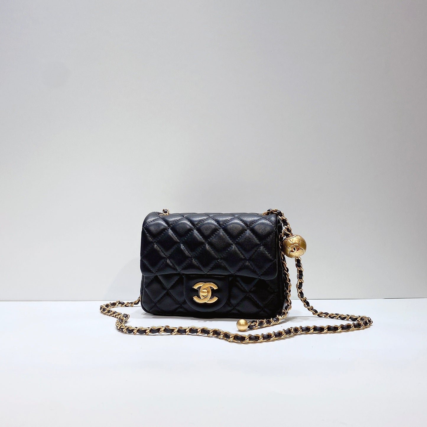No.3622-Chanel Pearl Crush Square Mini Flap Bag (Brand New / 全新)