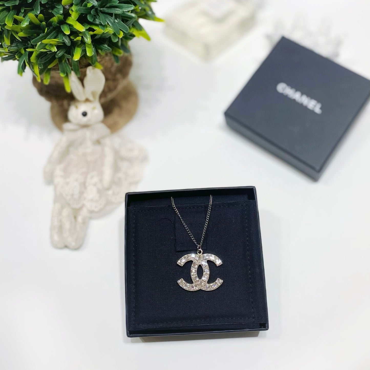 No.4042-Chanel Crystal Coco Mark Necklace