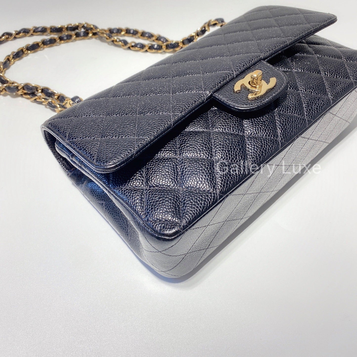 No.2301-Chanel Vintage Caviar Classic Flap 25cm