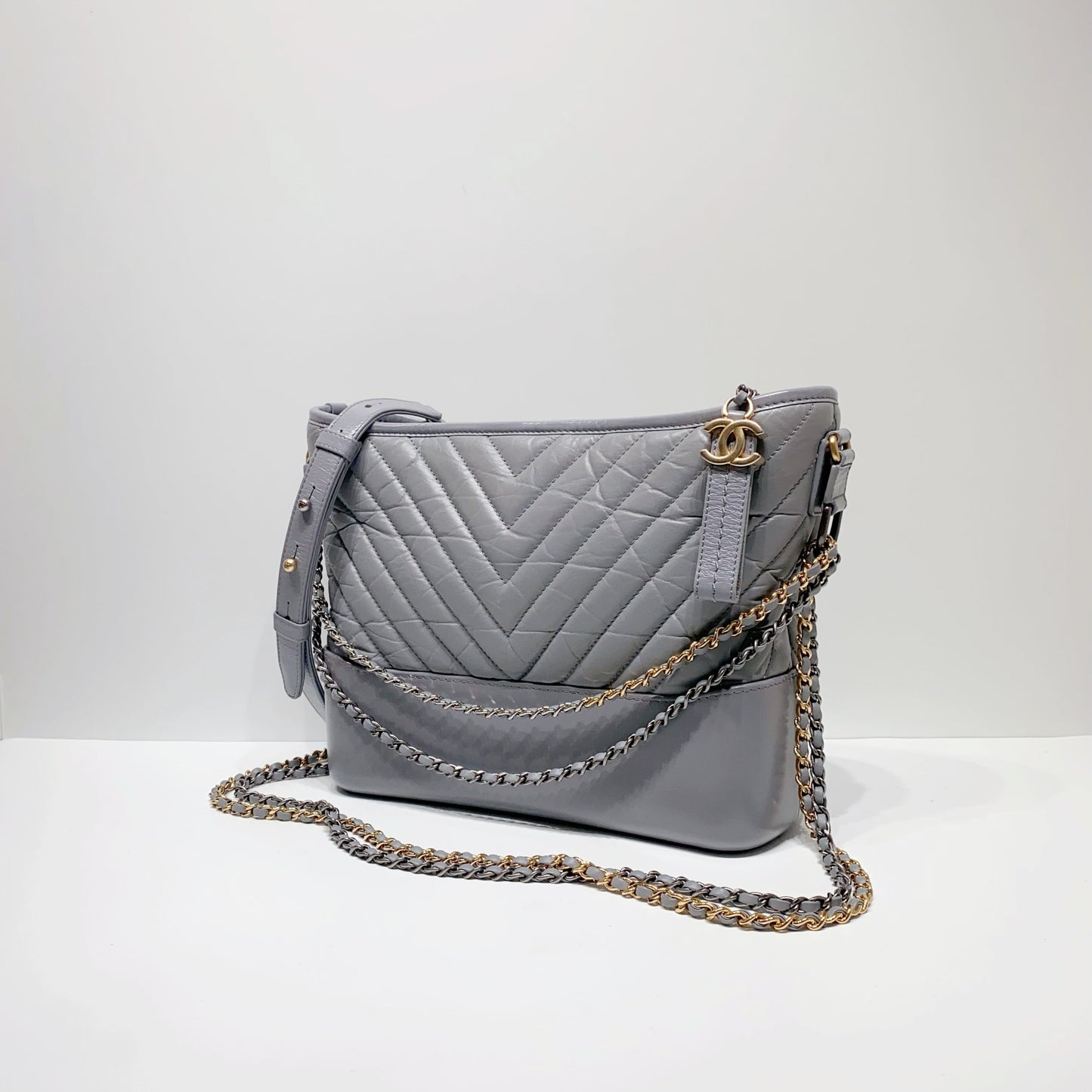 No.4028-Chanel Medium Chevron Gabrielle Hobo Bag