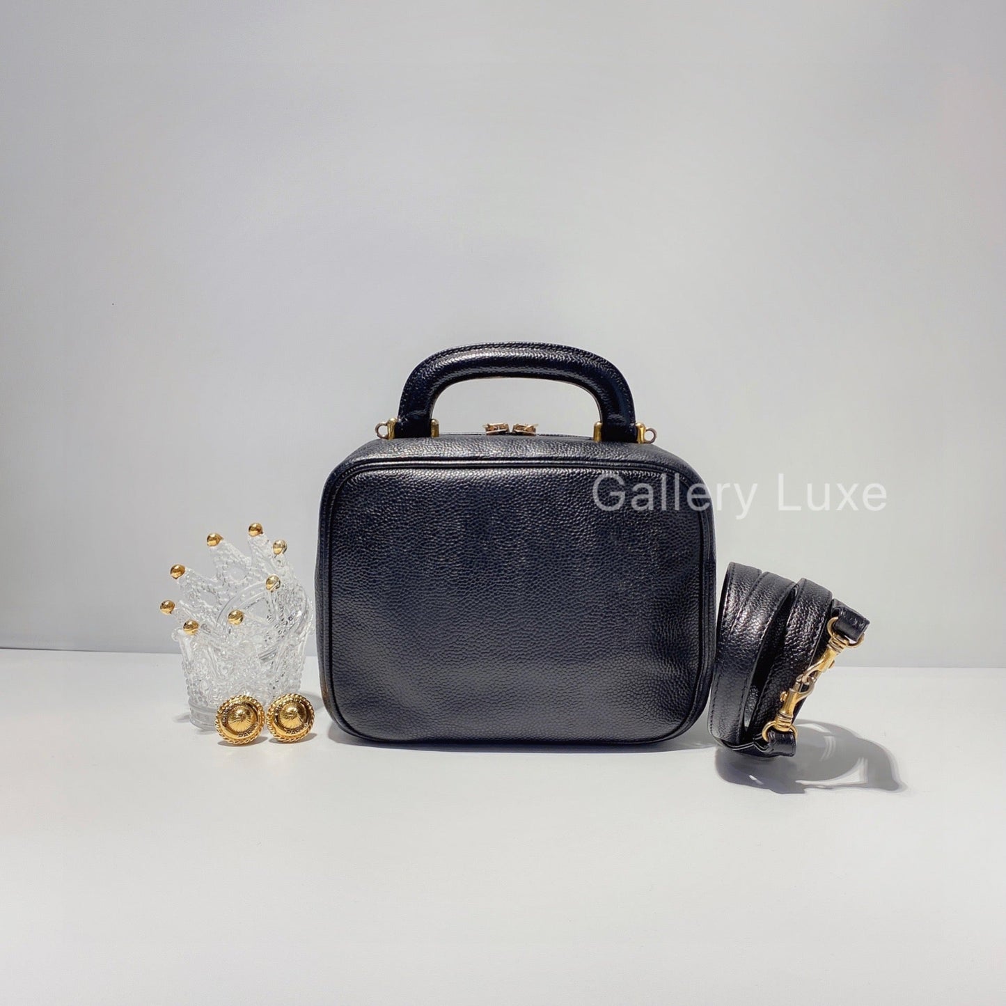 No.2474-Chanel Vintage Caviar Small Vanity Case