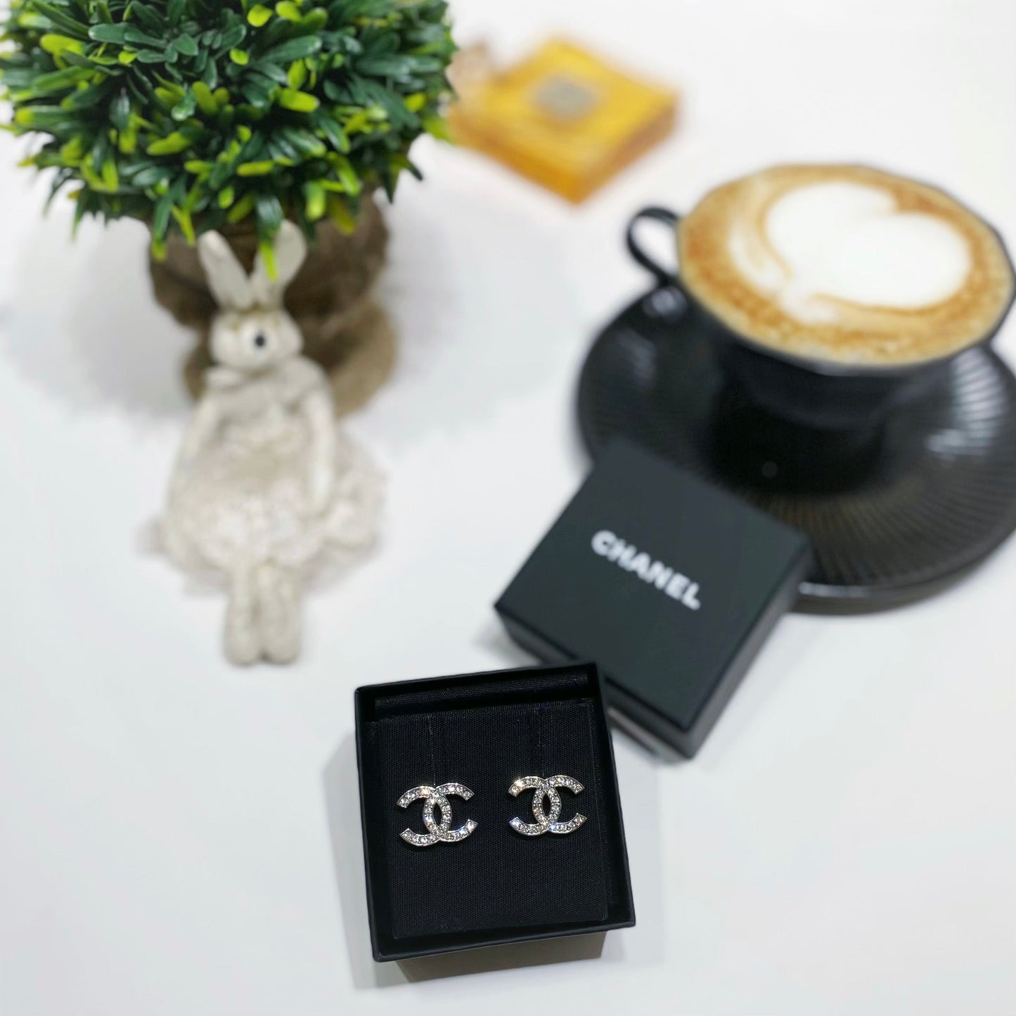 No.001620-4-Chanel Metal Crystal Coco Mark Earrings  (Brand New / 全新貨品)