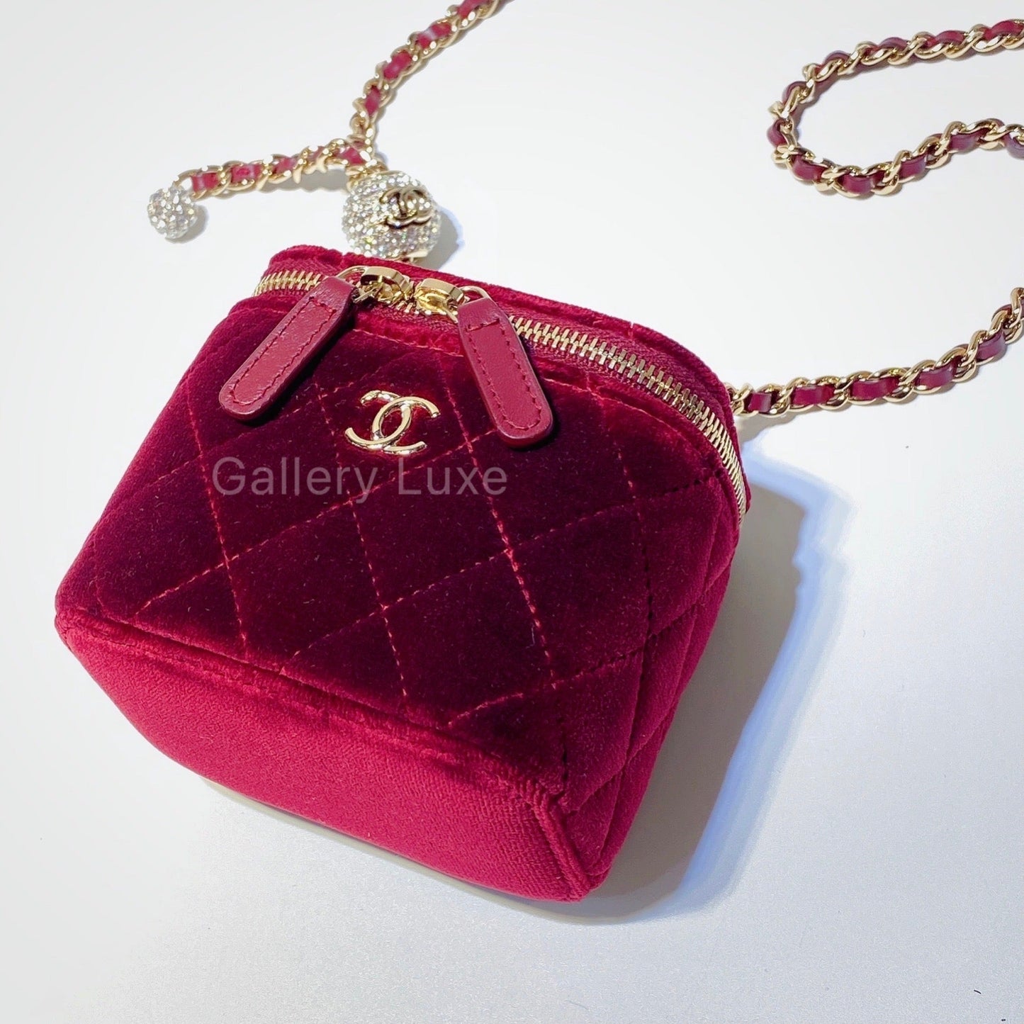 No.2769-Chanel Pearl Crush Clutch With Chain