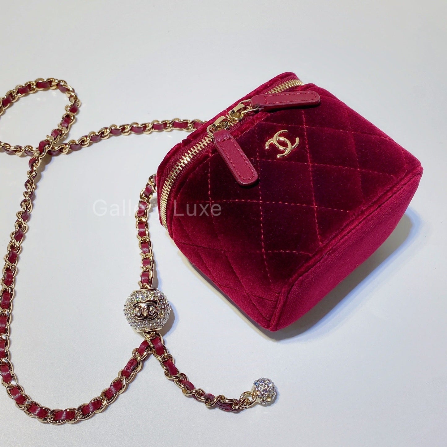 No.2769-Chanel Pearl Crush Clutch With Chain