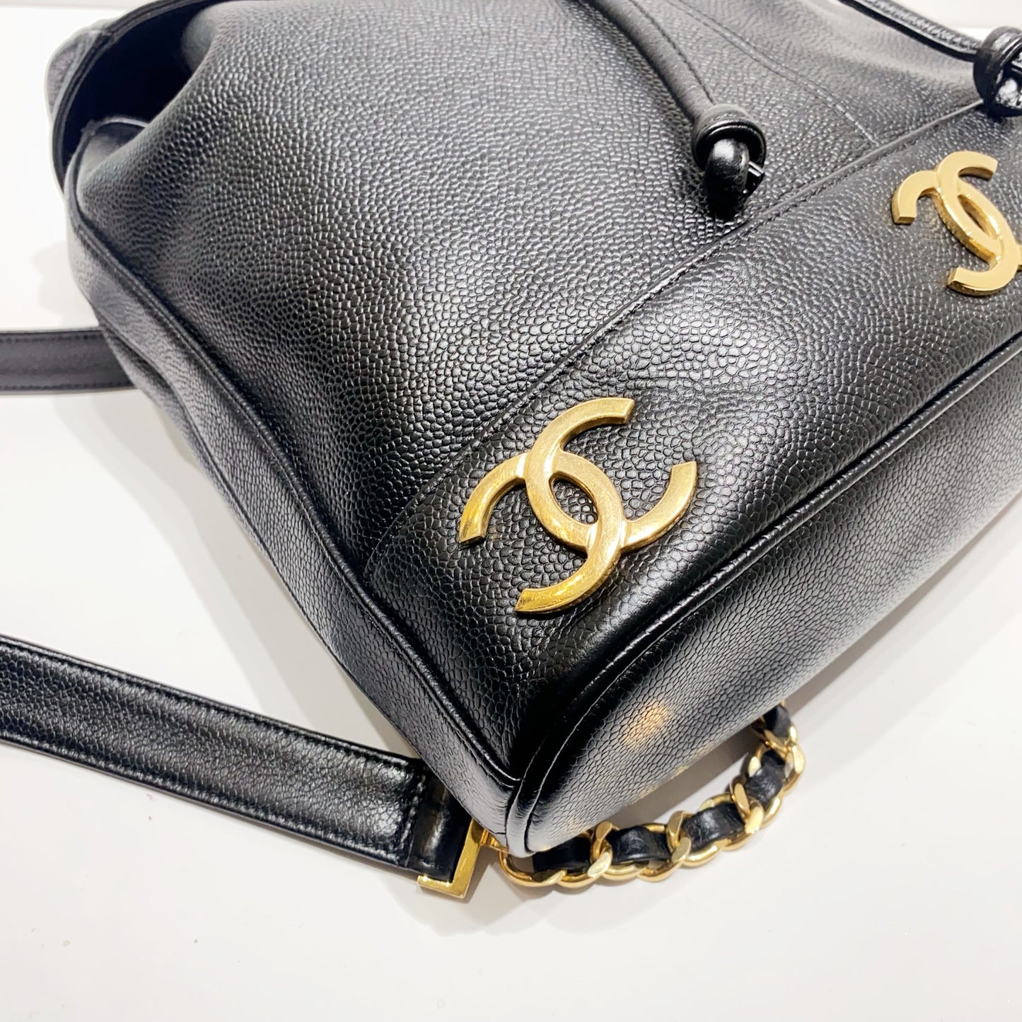 No.2940-Chanel Vintage Caviar Triple CC Backpack