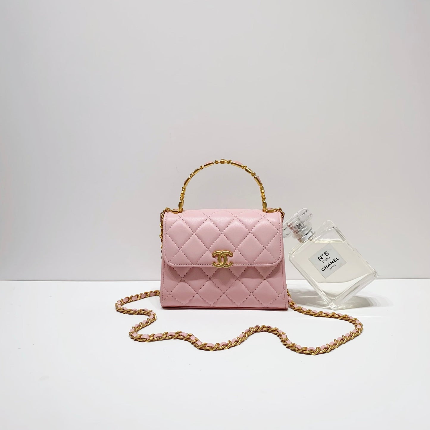 No.4083-Chanel Mini Handle Purse With Chain