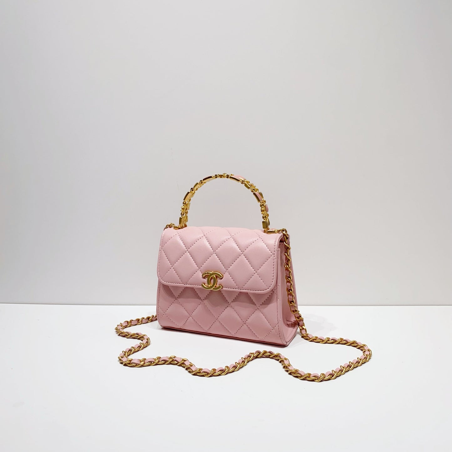 No.4083-Chanel Mini Handle Purse With Chain