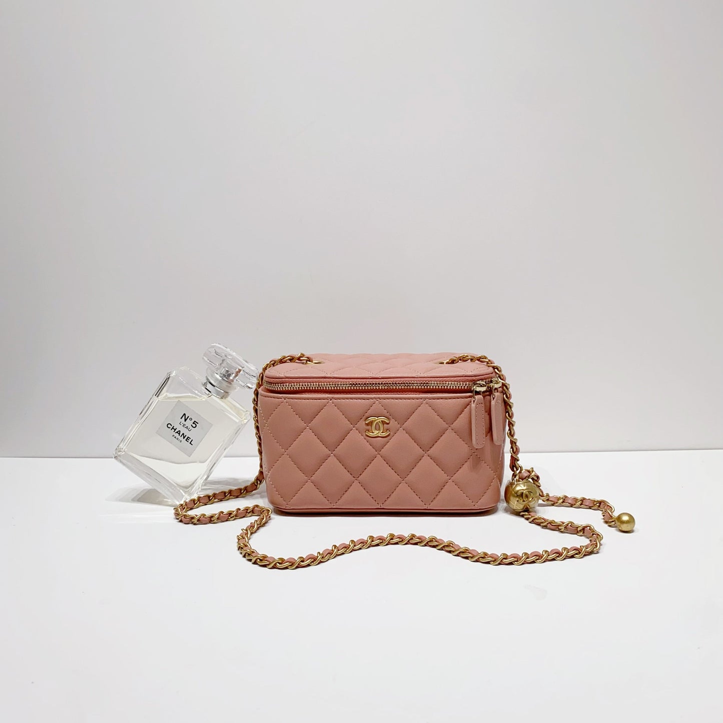 No.4108-Chanel Pearl Crush Vanity With Chain  (Unused / 未使用品)