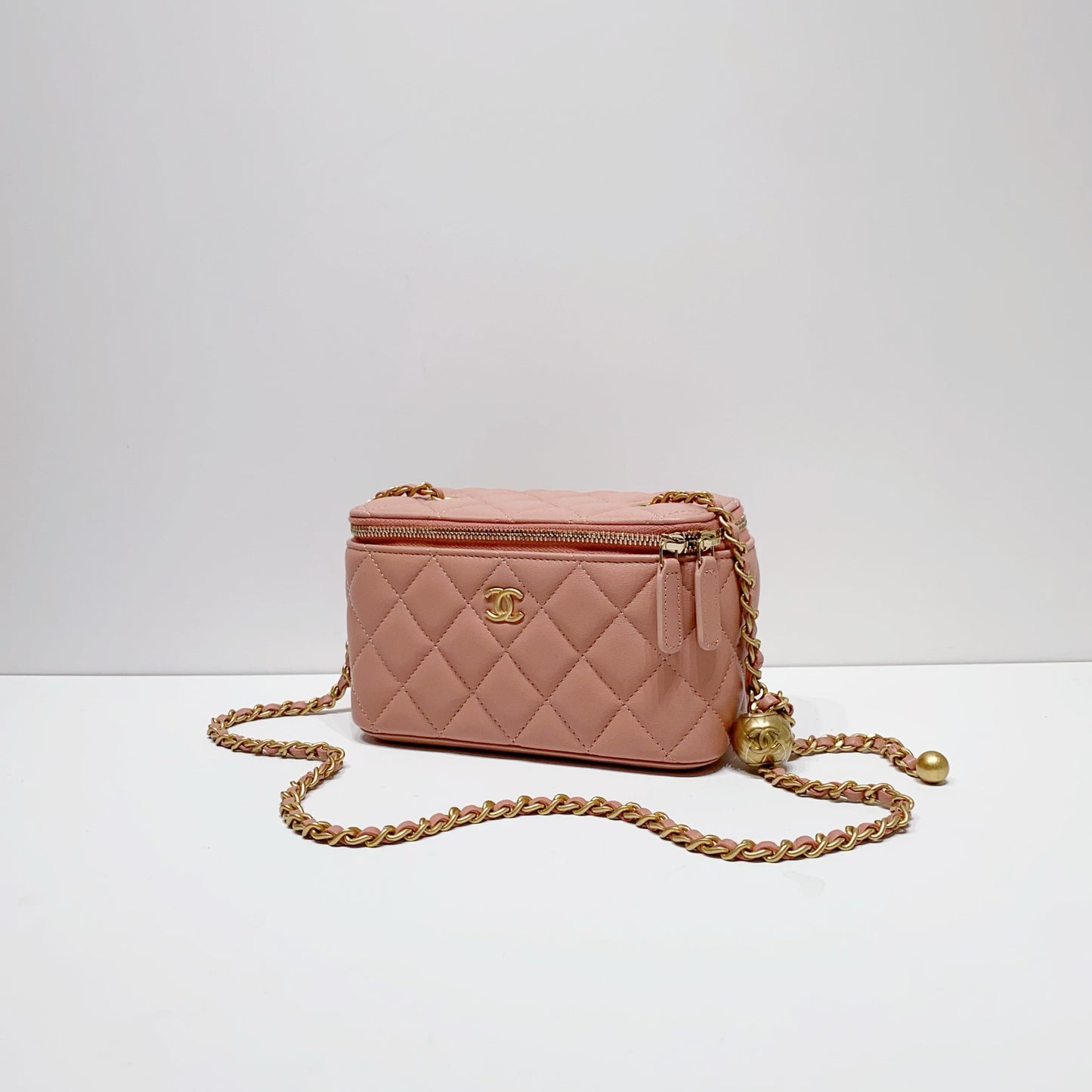 No.4108-Chanel Pearl Crush Vanity With Chain  (Unused / 未使用品)