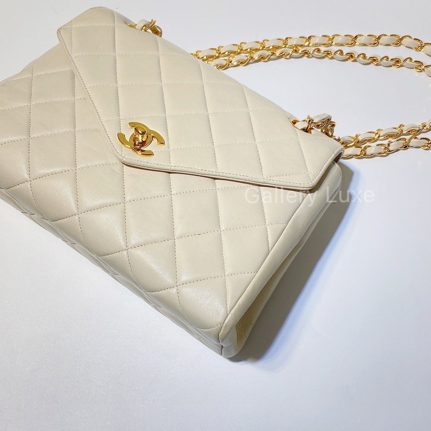 No.2780-Chanel Vintage Lambskin Envelope Flap Bag