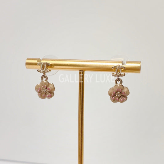 No.2596-Chanel Classic CC with Flower Earrings