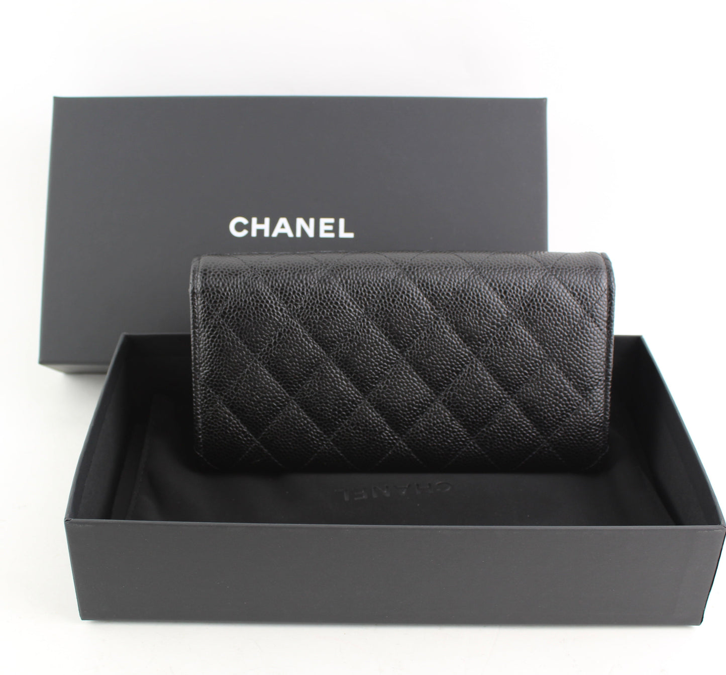CHANEL CLASSIC FLAP WALLET
