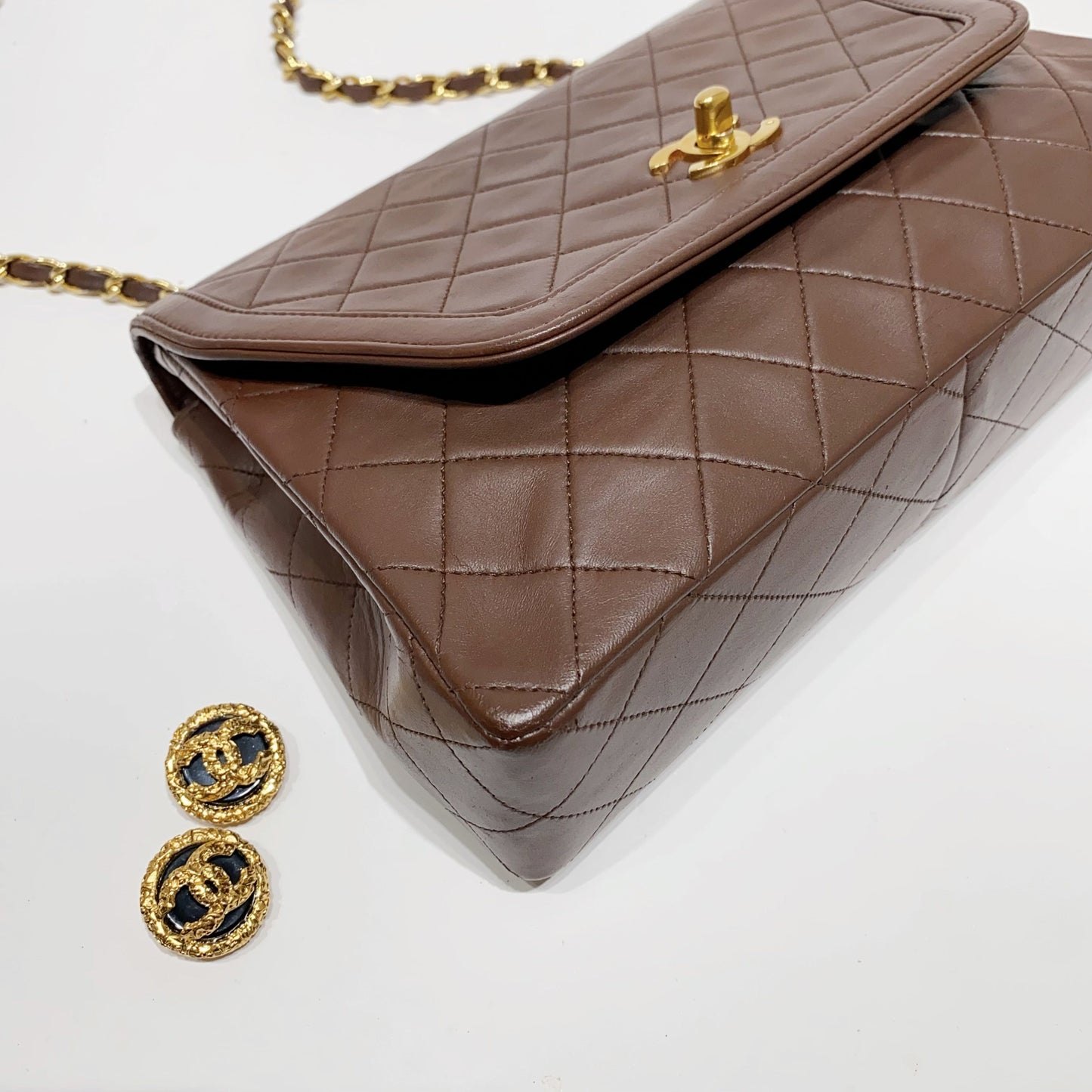 No.2821-Chanel Vintage Lambskin Flap Bag