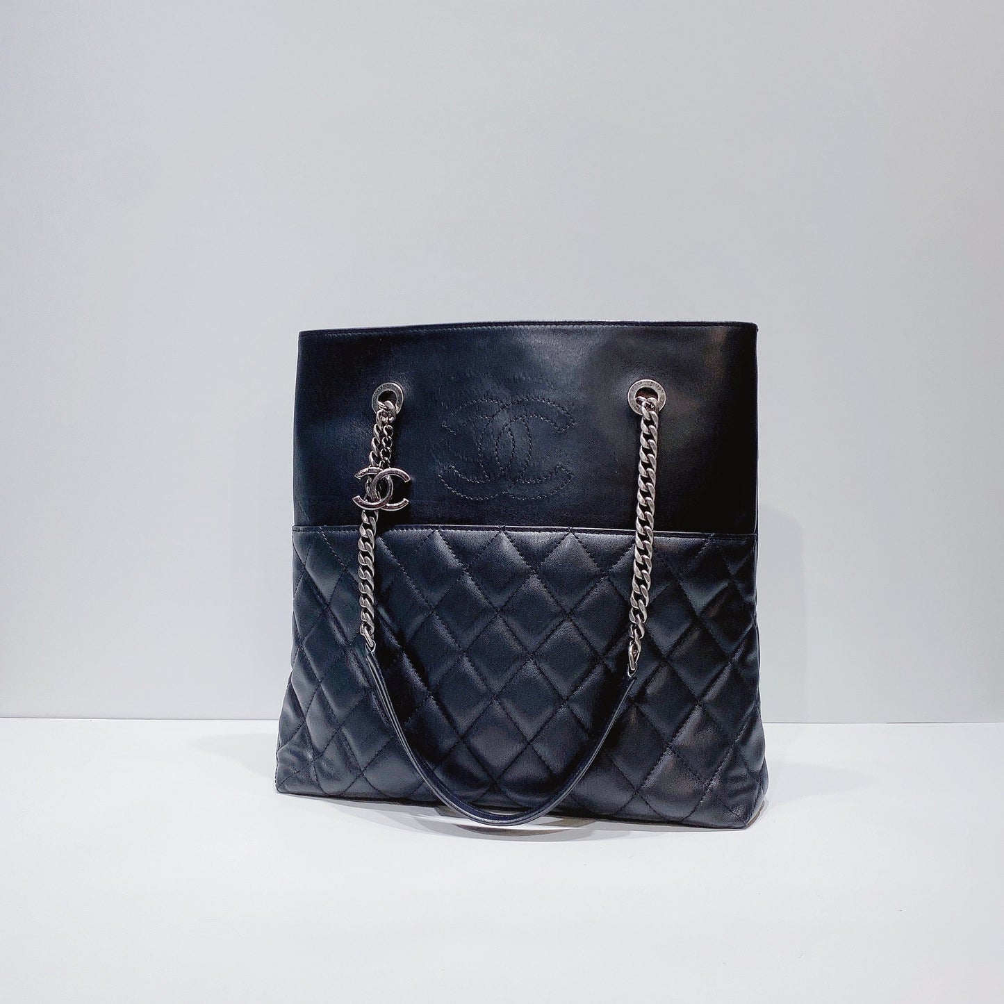 No.3612-Chanel Lambskin Urban Delight Tote Bag