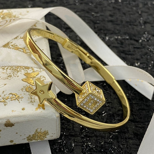 Luxury DiorSTAR BRACELET GOLD DIAMOND