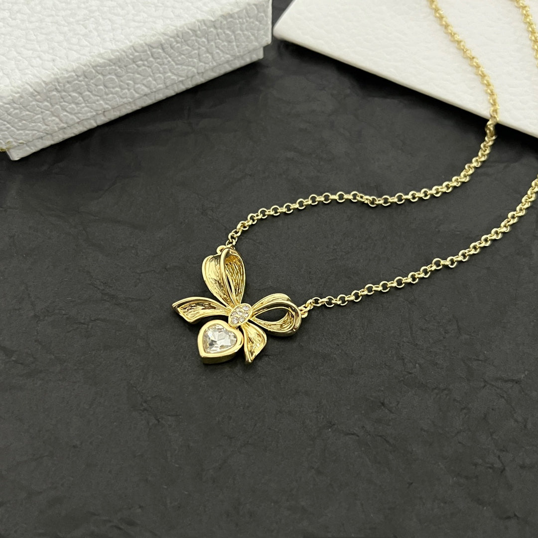 Luxury DiorHEART GOLD DIAMOND NECKLACE
