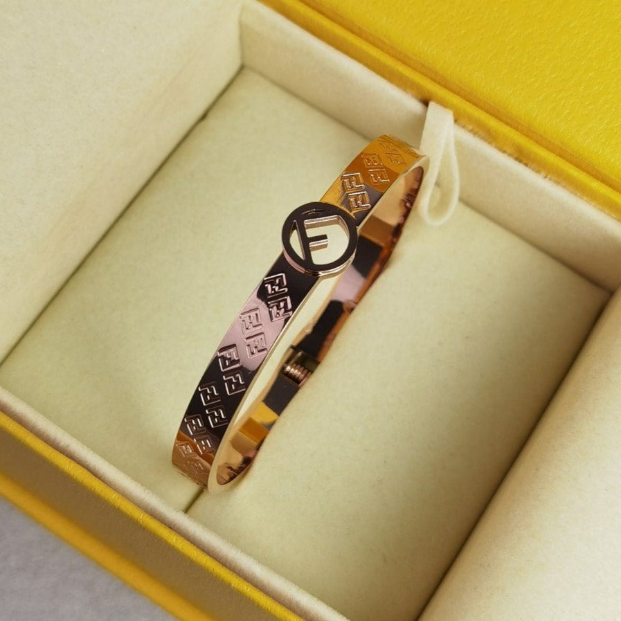 Luxury FendiFF LOGO BRACELET SILVER