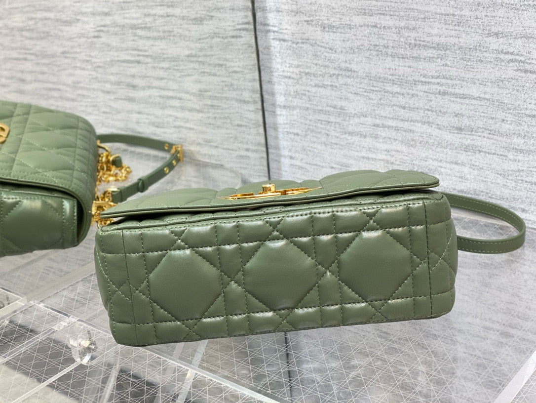 Luxury DiorMEDIUM CARO BAG 25 GREEN MACROCANNAGE CALFSKIN