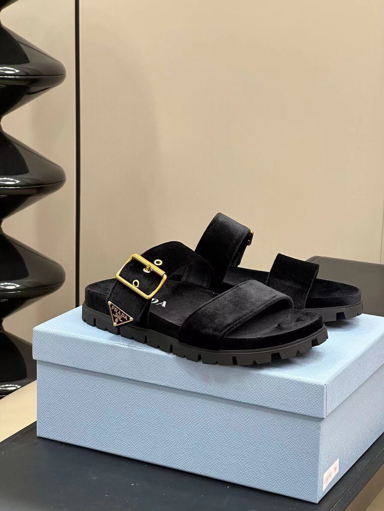 Luxury PradaSlides 10 Velvet Black
