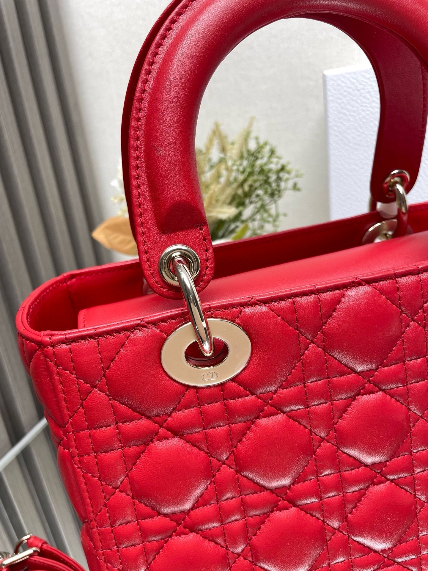 Luxury Diormedium lady 24 red calfskin gold hardware