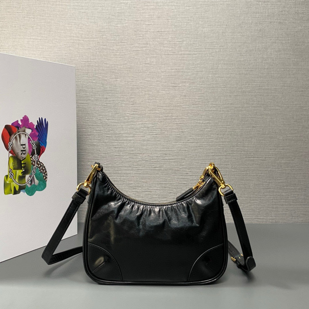 Luxury Pradahobo bag 22cm re-edition 2005 black calfskin