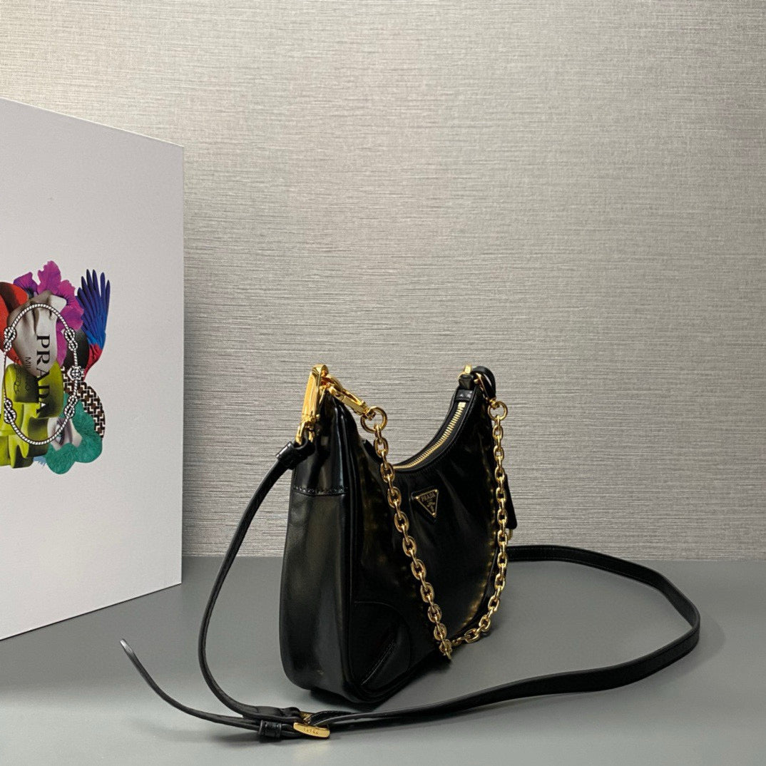 Luxury Pradahobo bag 22cm re-edition 2005 black calfskin