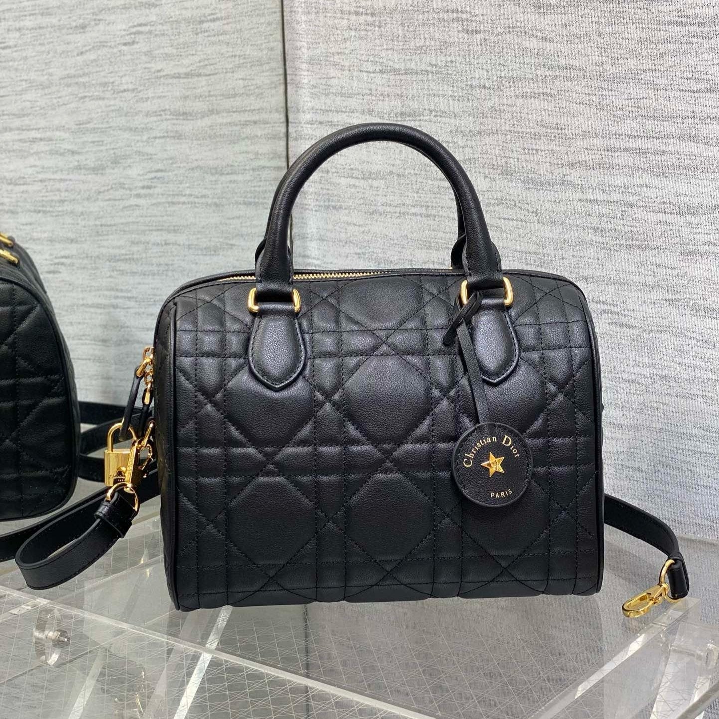 Luxury Diorgroove 25cm black calfskin gold hardware