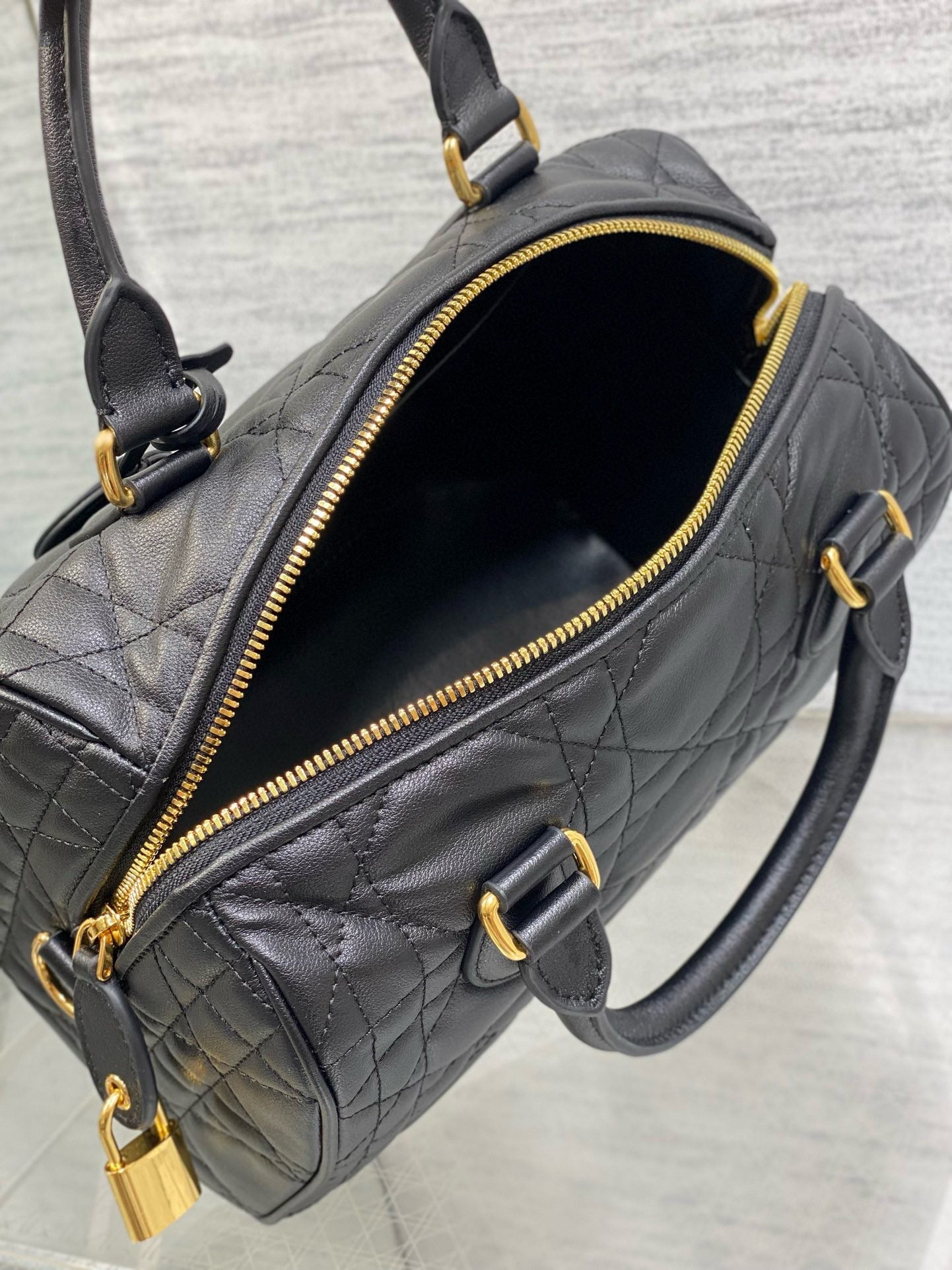 Luxury Diorgroove 25cm black calfskin gold hardware