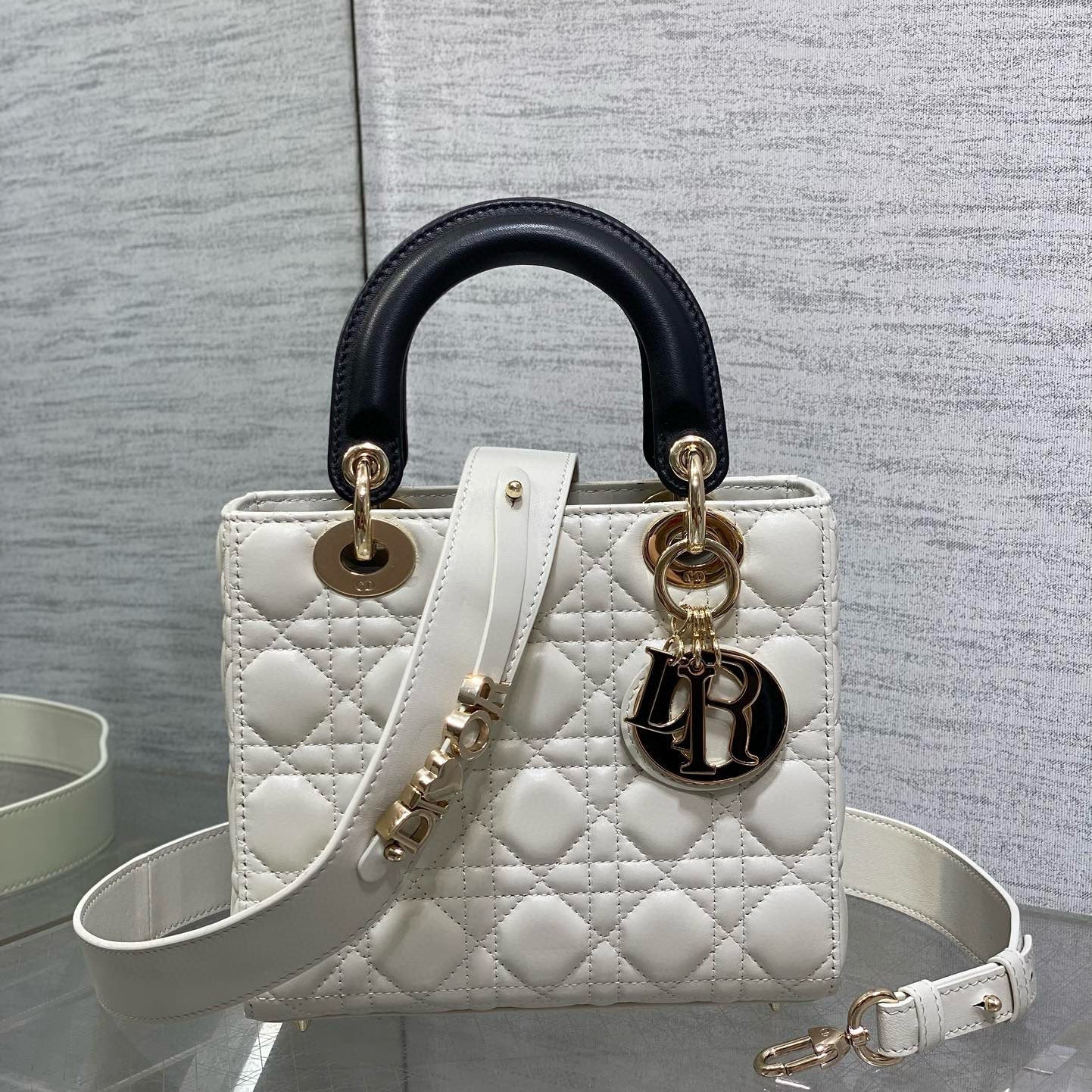 Luxury DiorLady  Luxury Dior20cm White Black  Gold Chain Lambskin