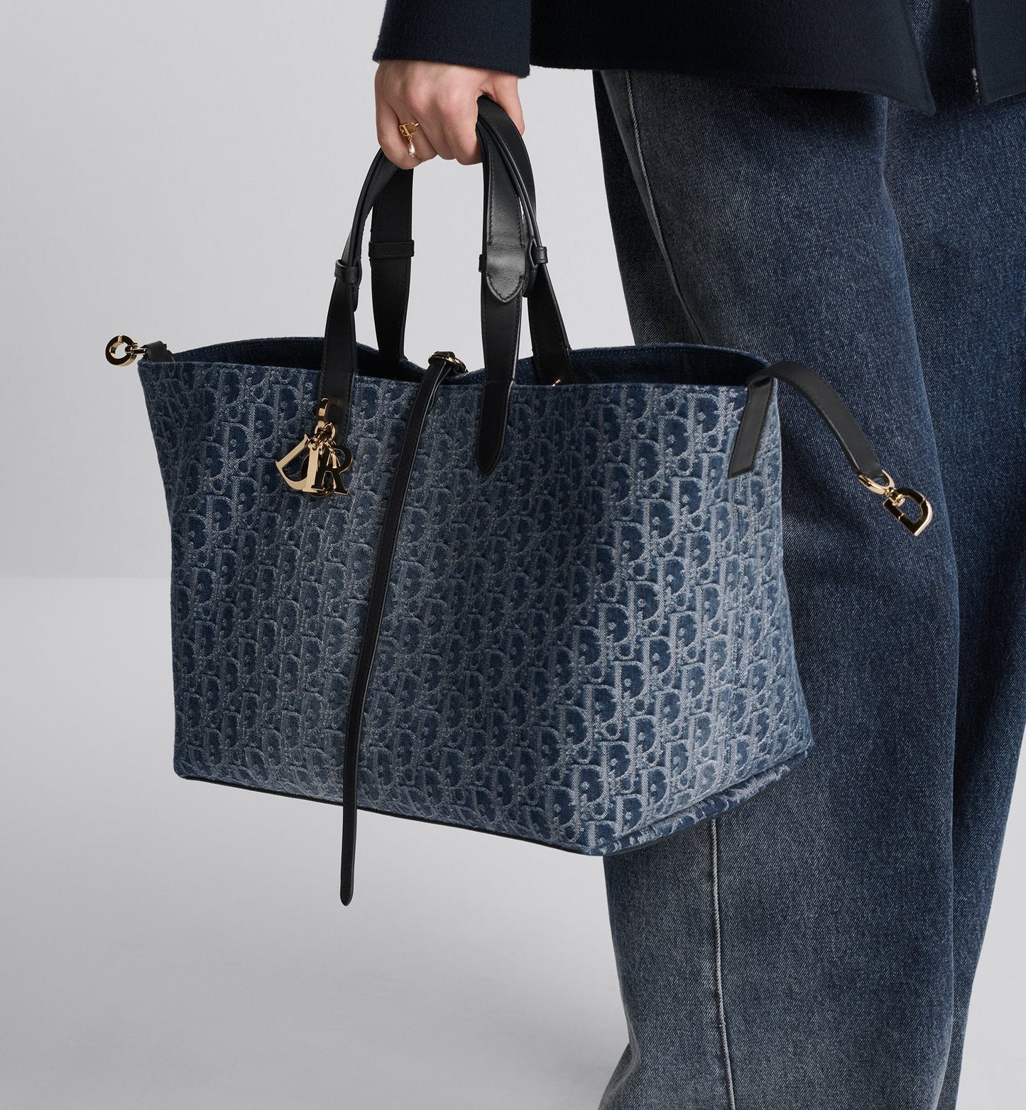 Large Luxury Dior Toujours Bag Blue Denim Luxury Dior Oblique Jacquard