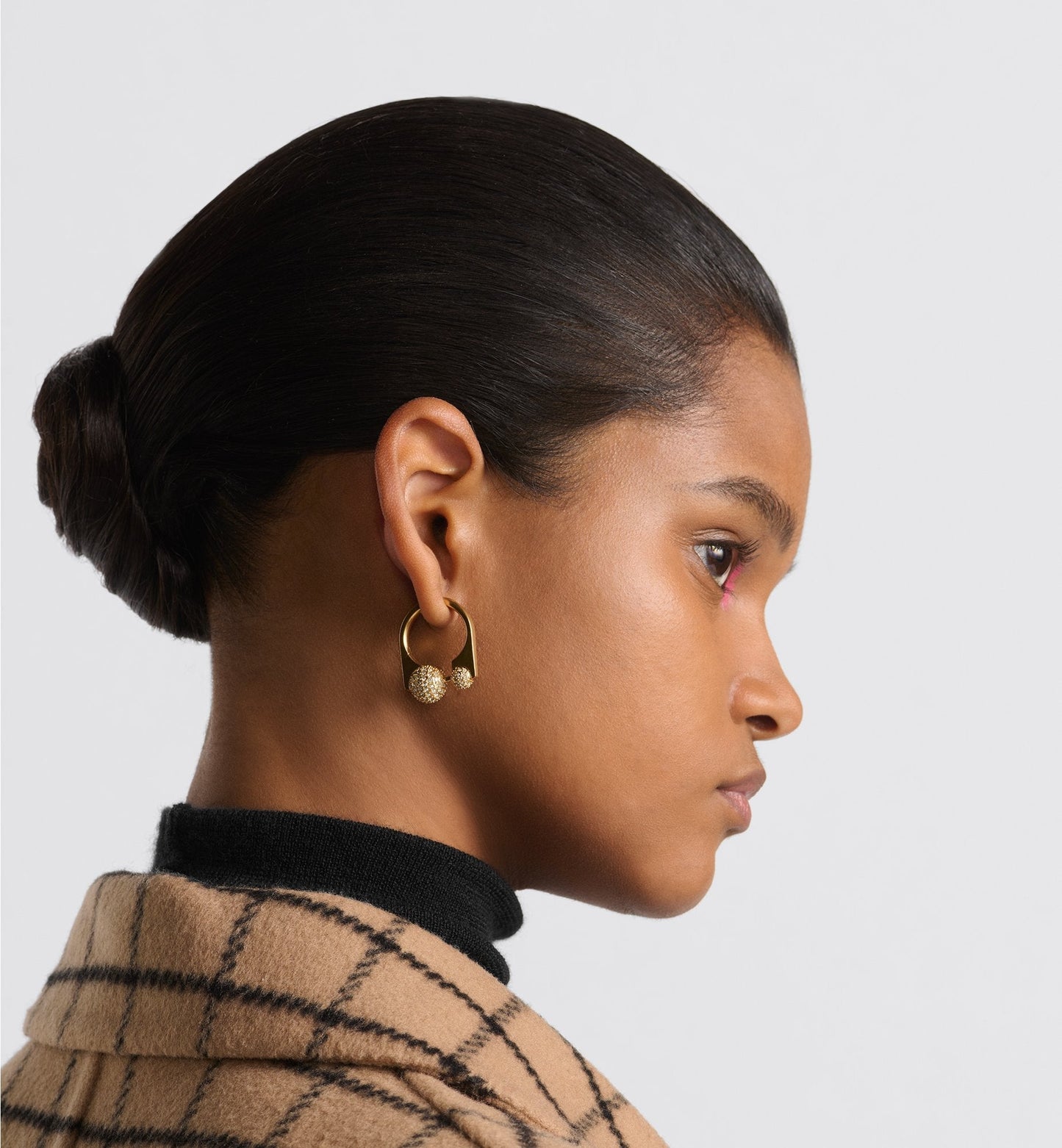 Medium Luxury Dior Tribales New Look Earrings Gold Finish Metal And Silver-Tone Crystals