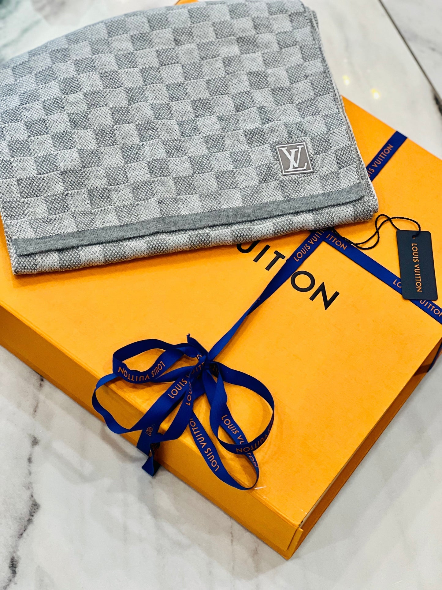 LOUIS VUITTON PETIT DAMIER SCARF