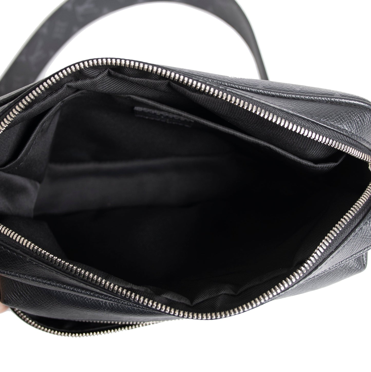 Louis Vuitton 2020 Monogram Eclipse Outdoor Messenger Bag