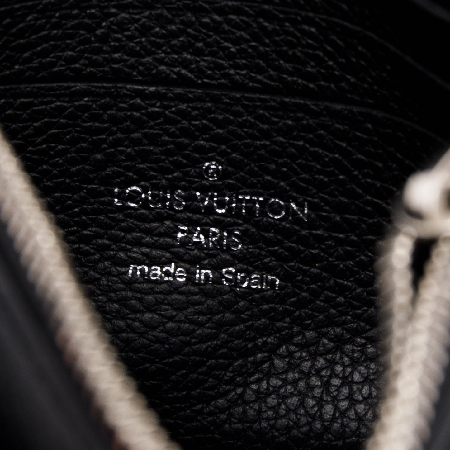 Louis Vuitton 2020 MyLockMe Mini Chain Pochette