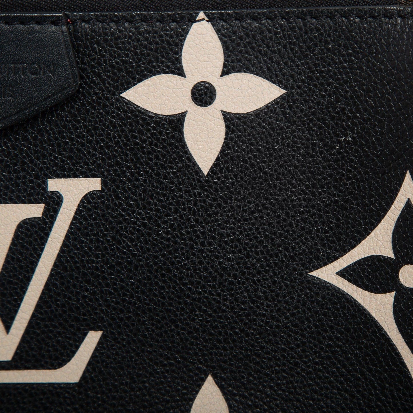 Louis Vuitton 2022 Bicolor Empreinte Leather Multi-Pochette Accessoires