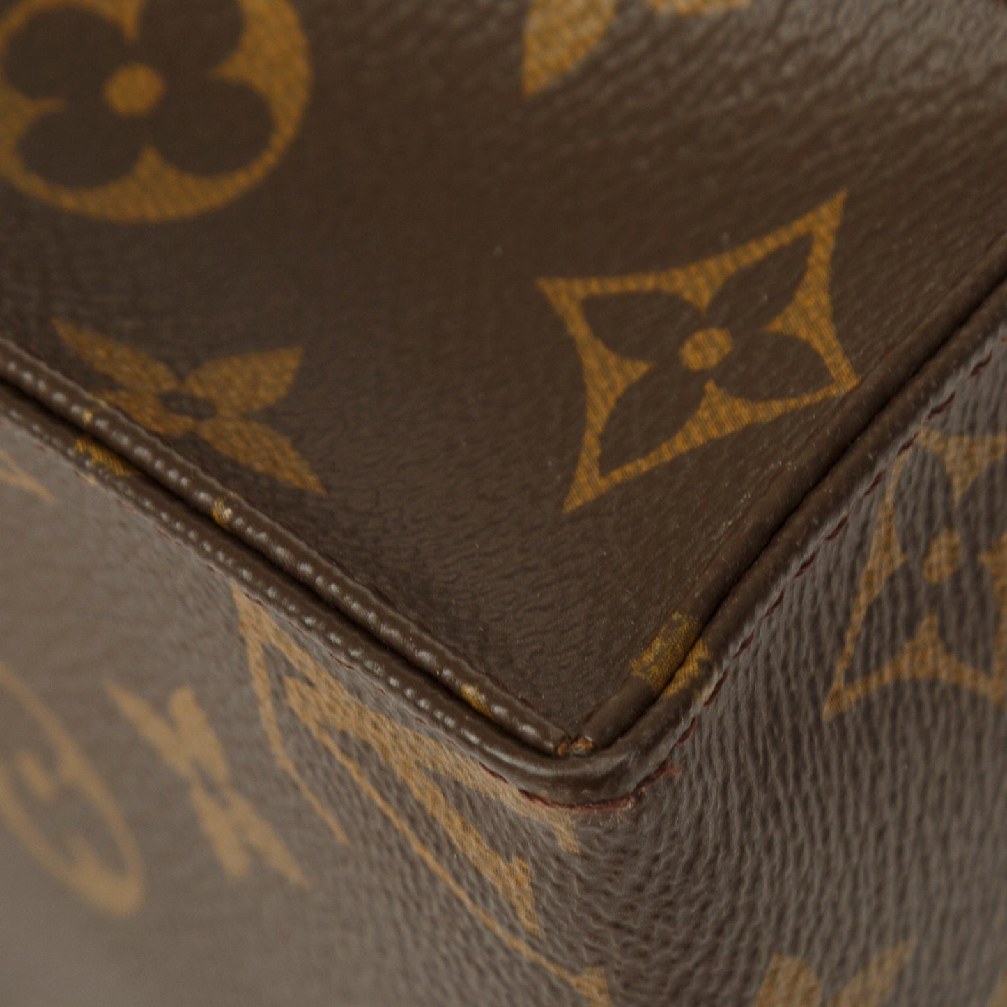 Louis Vuitton 2022 Monogram Toiletry Pouch 19
