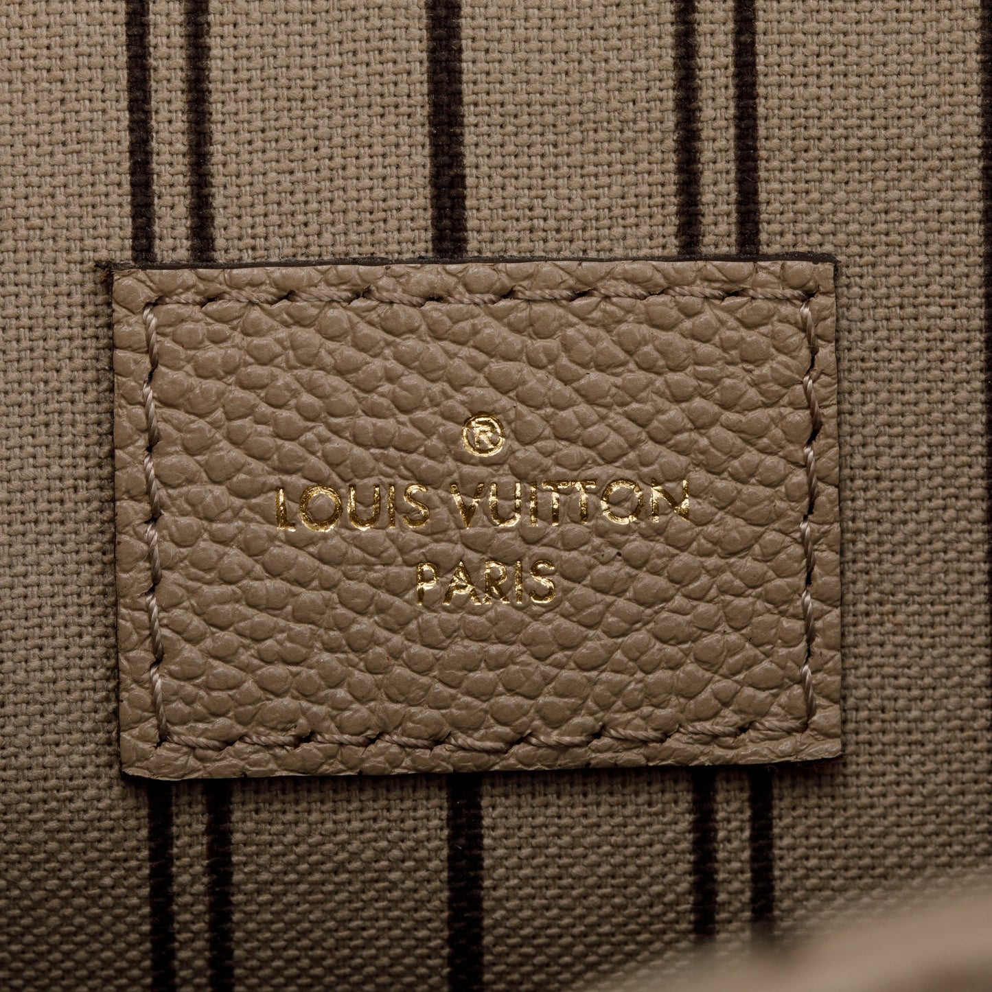 Louis Vuitton 2022 Turtledove Monogram Empreinte Pochette Metis