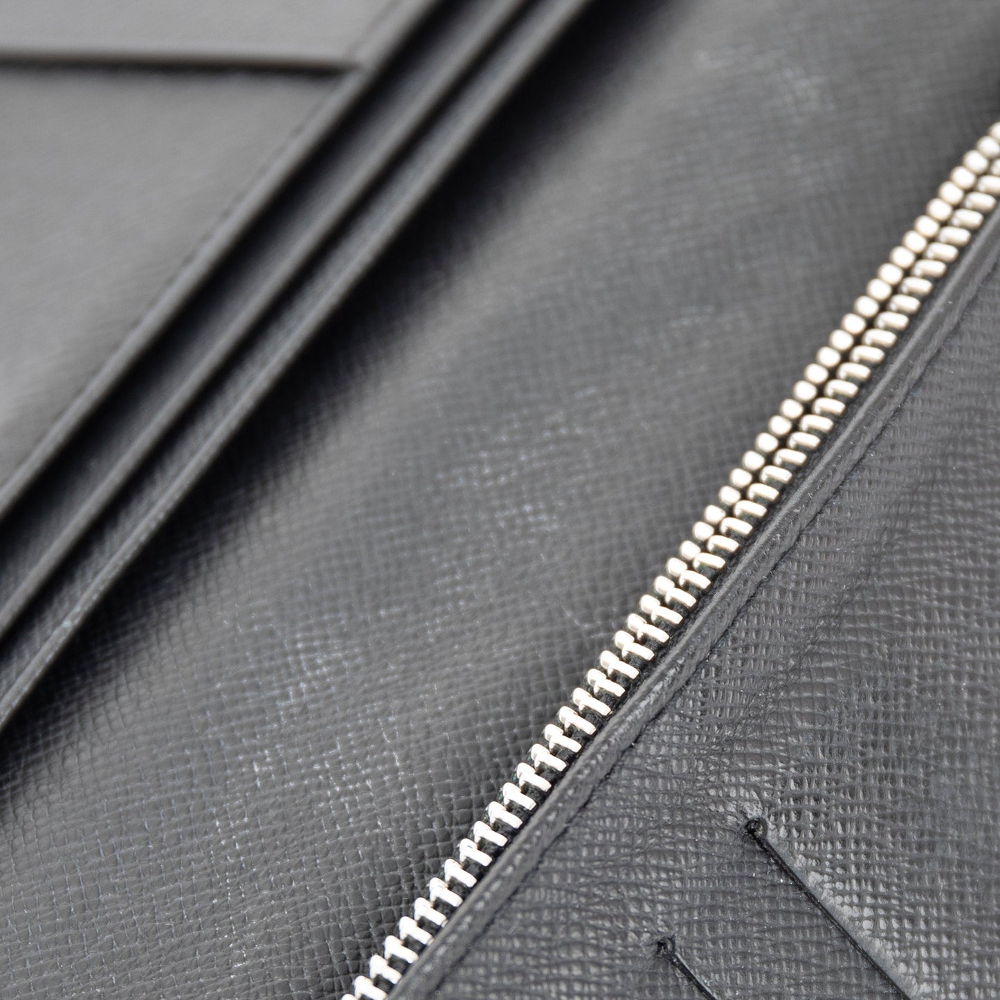 Louis Vuitton Black Epi Brazza Wallet