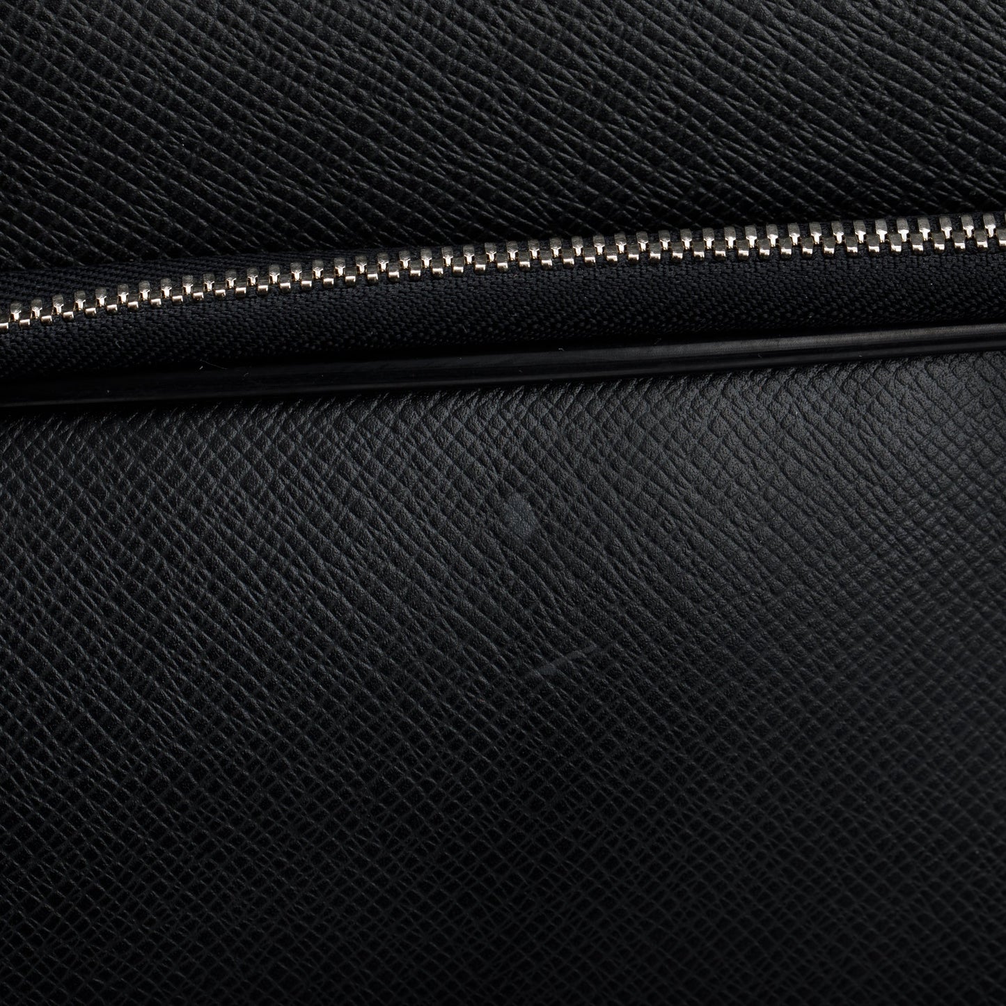 Louis Vuitton Black Taiga Leather Pegase 50