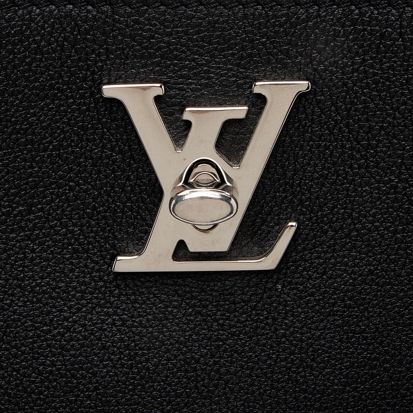 Louis Vuitton Calfskin Lockme Cabas Tote (SHF-hQ75XO)