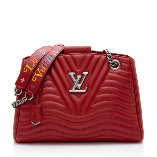 Louis Vuitton Calfskin New Wave Chain Tote (SHF-FEtc9L)