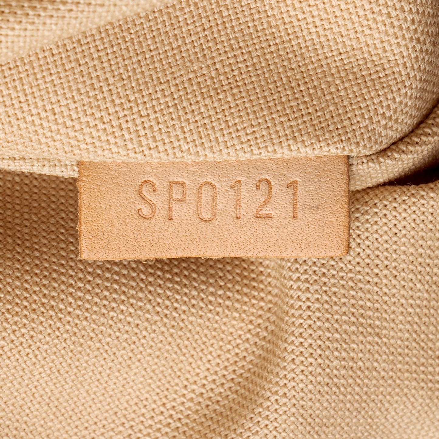 Louis Vuitton Damier Azur Siracusa GM Tote (SHF-qEEEdA)