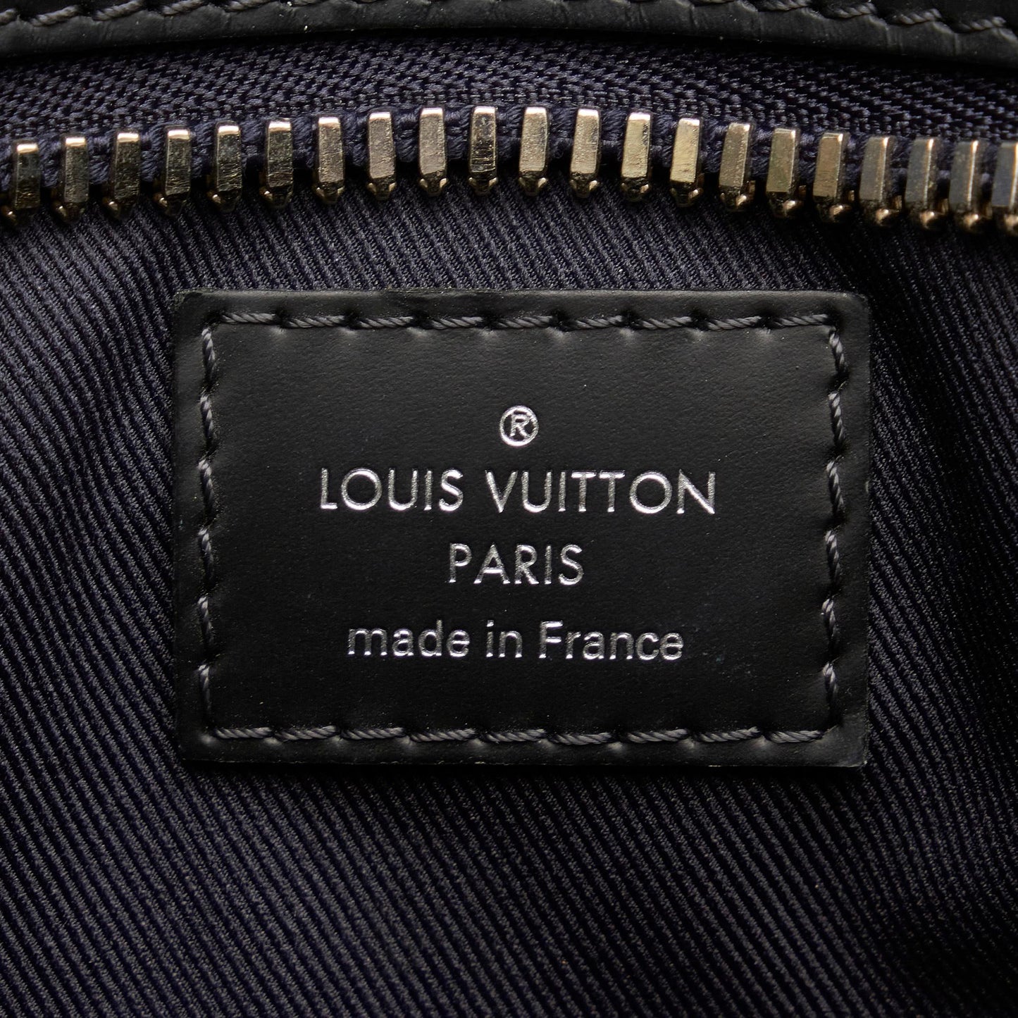 Louis Vuitton Damier Cobalt Camouflage Hunter Crossbody Bag (SHG-j3GI9C)
