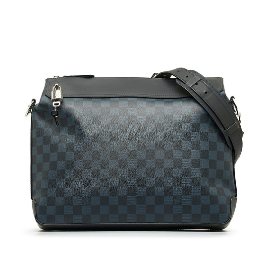 Louis Vuitton Damier Cobalt Greenwich Messenger (SHG-oQgFX8)