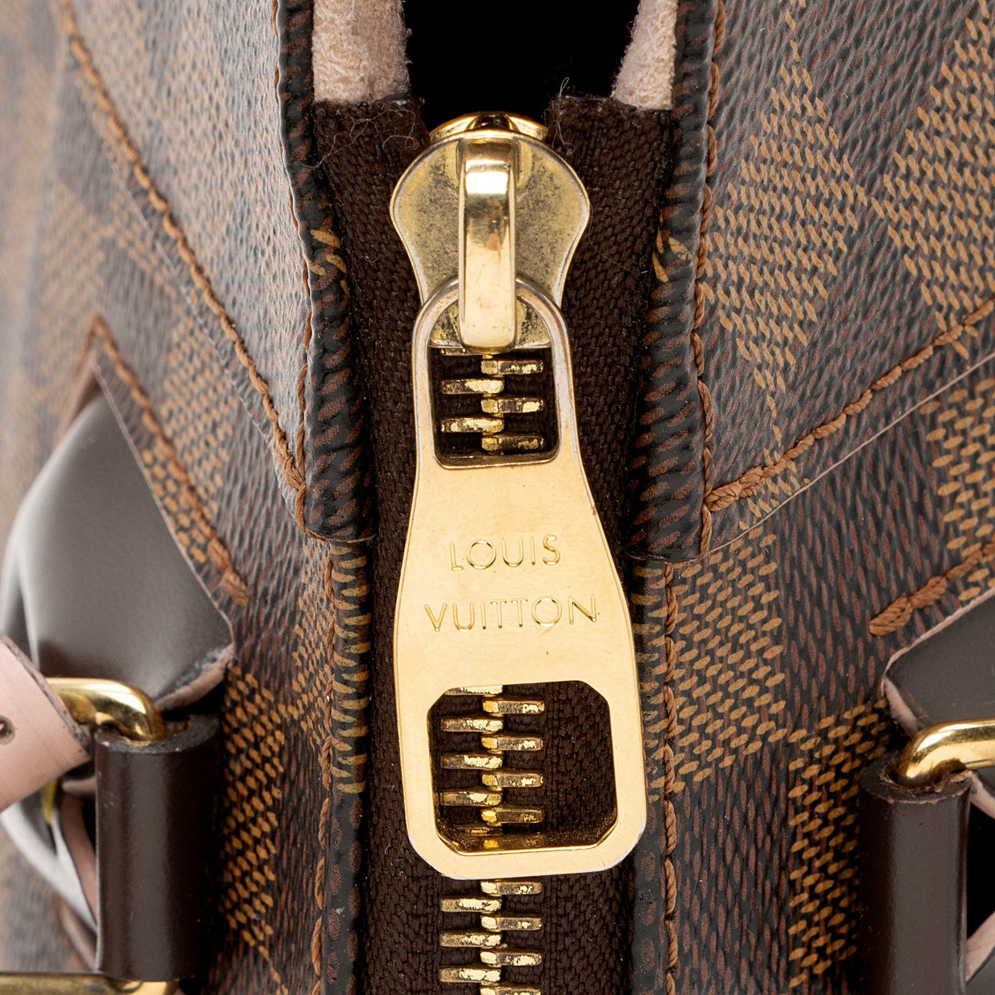 Louis Vuitton Damier Ebene Caissa PM Tote (SHF-T5volL)