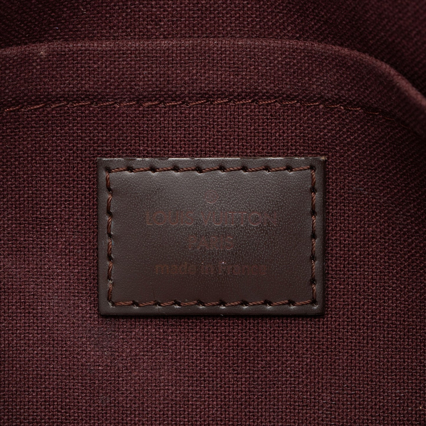 Louis Vuitton Damier Ebene Favorite PM Shoulder Bag (SHF-jGHVW8)