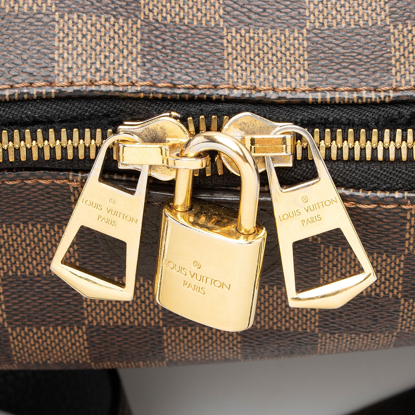Louis Vuitton Damier Ebene Hyde Park Tote -