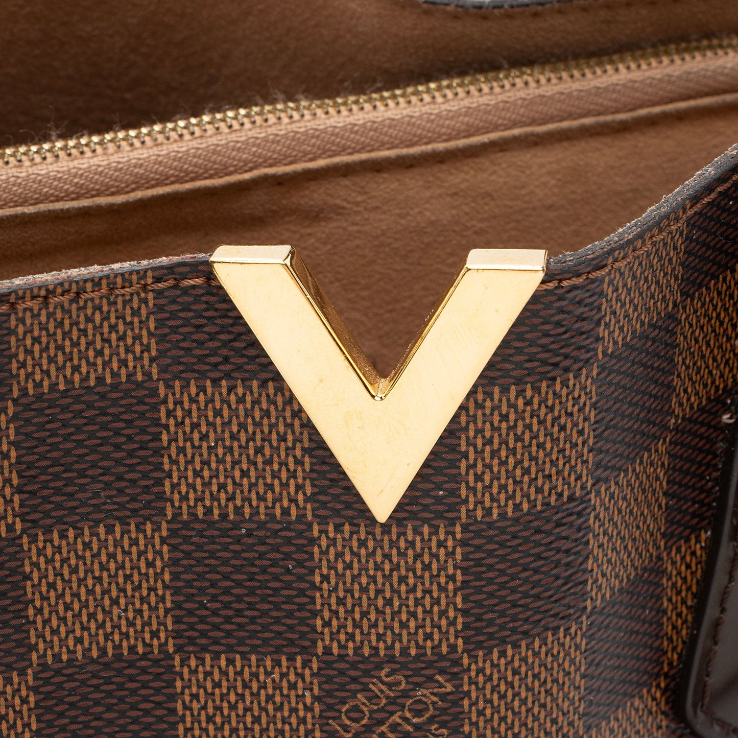 Louis Vuitton Damier Ebene Kensington Tote