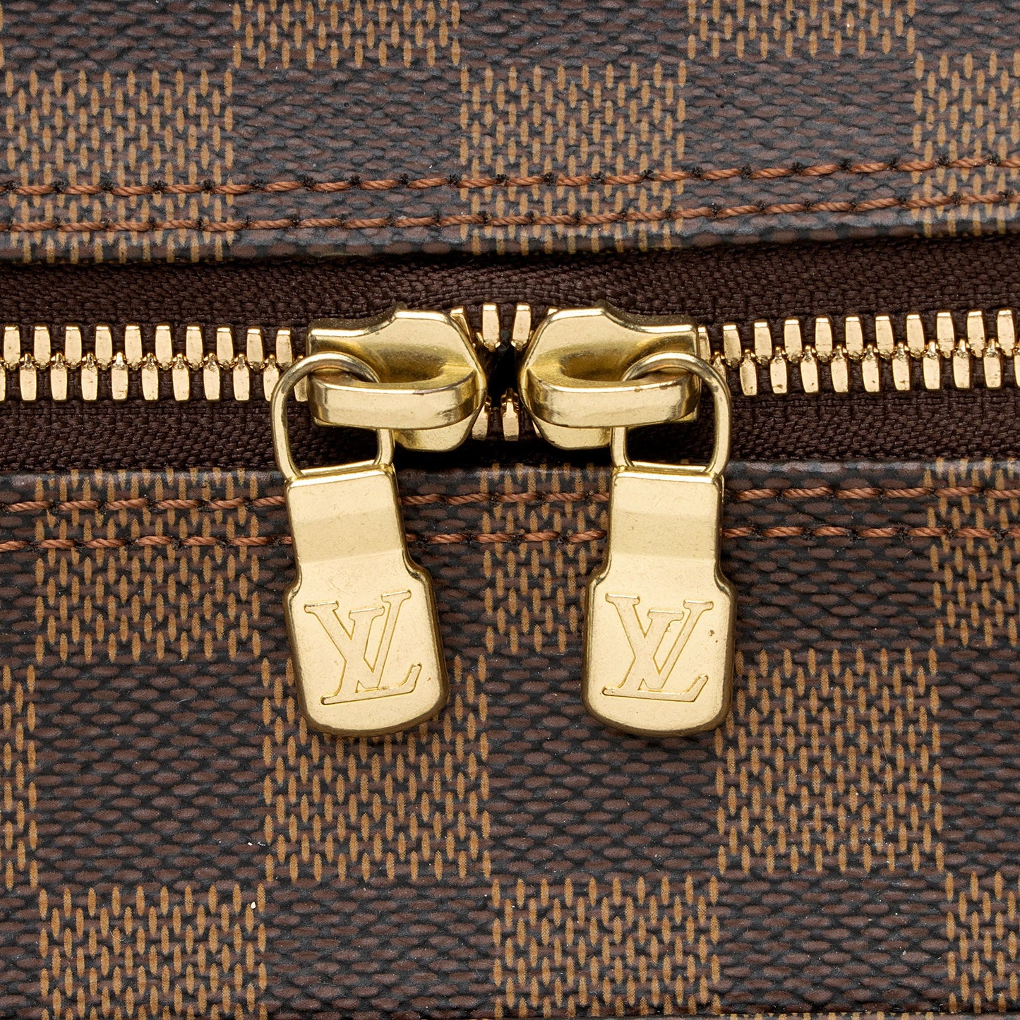 Louis Vuitton Damier Ebene Naviglio Messenger